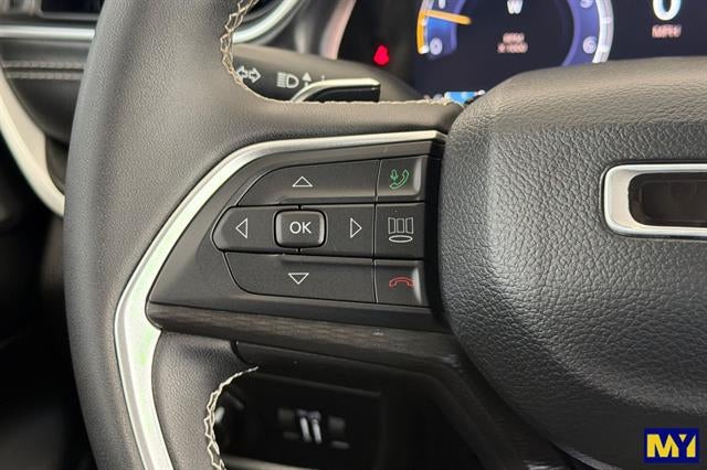 2024 Jeep Grand Cherokee Laredo X