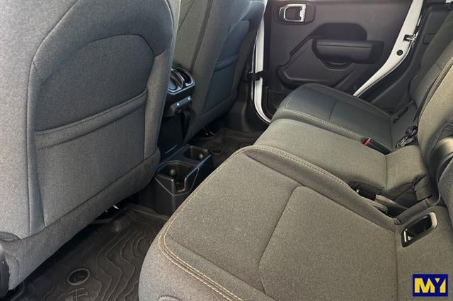 2025 Jeep Gladiator Willys