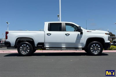2024 Chevrolet Silverado 2500HD Custom