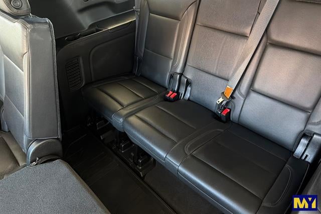 2021 Chevrolet Suburban High Country