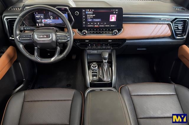 2024 GMC Canyon 4WD AT4