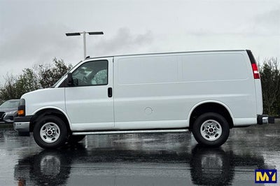 2024 GMC Savana Cargo Van RWD 2500 135"