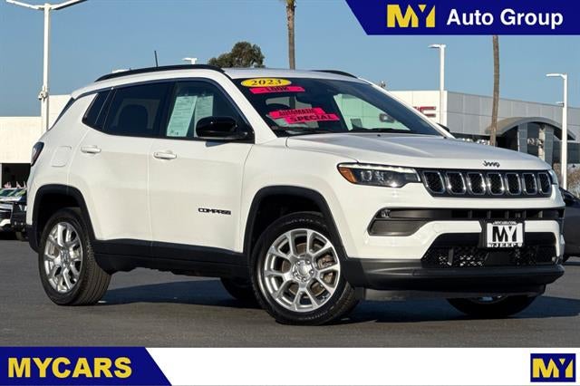 2023 Jeep Compass Latitude Lux