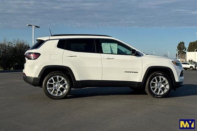 2023 Jeep Compass Latitude Lux