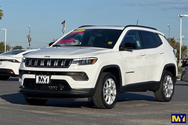 2023 Jeep Compass Latitude Lux