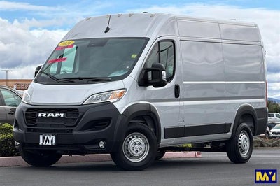 2026 RAM ProMaster Tradesman