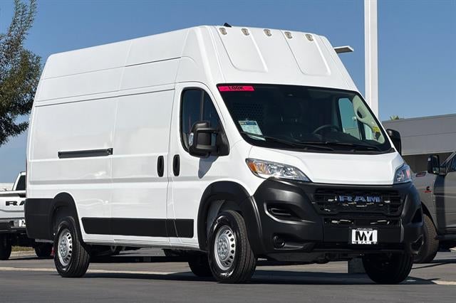 2025 RAM ProMaster Cargo Van Tradesman