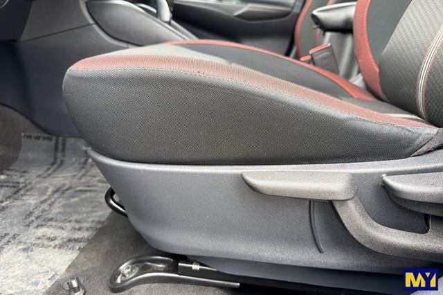 2024 Nissan Versa SR