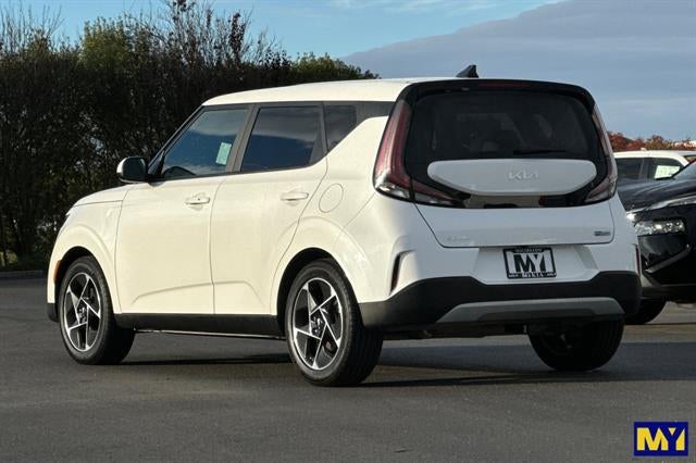 2023 Kia Soul EX