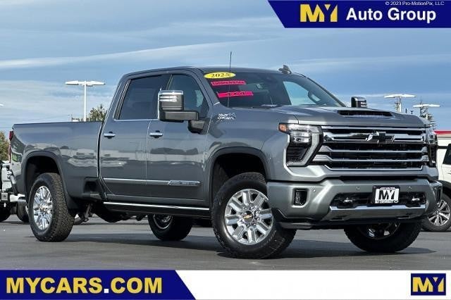 FEATURED NEW VEHICLES*